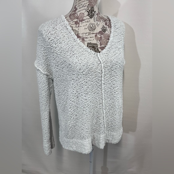 🛍️WARM & COZY Ivory boucle crew neck sweater size S. - Picture 7 of 12